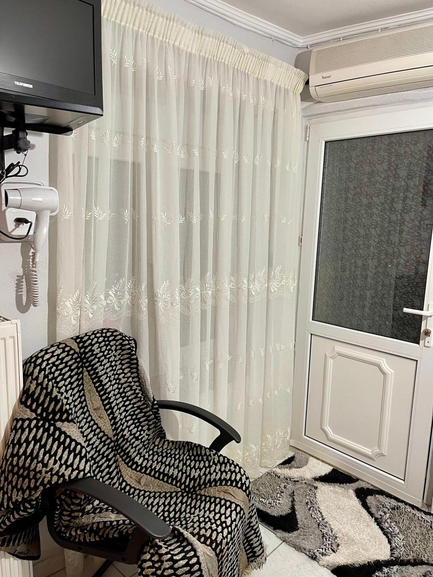 Guesthouse Tsoka Órma Екстериор снимка