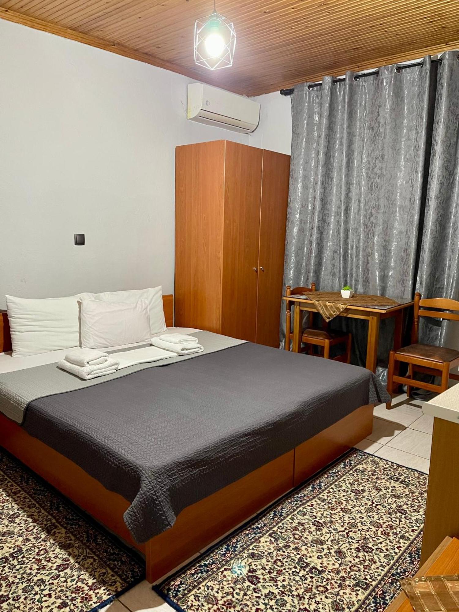 Guesthouse Tsoka Órma Екстериор снимка