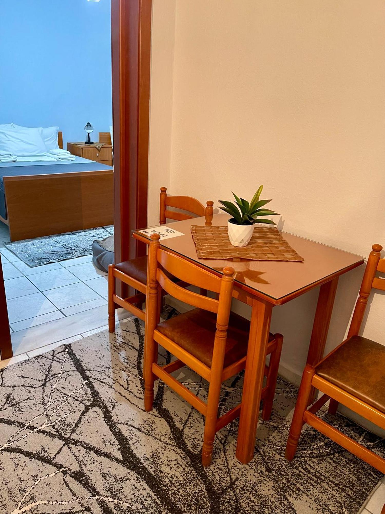 Guesthouse Tsoka Órma Екстериор снимка