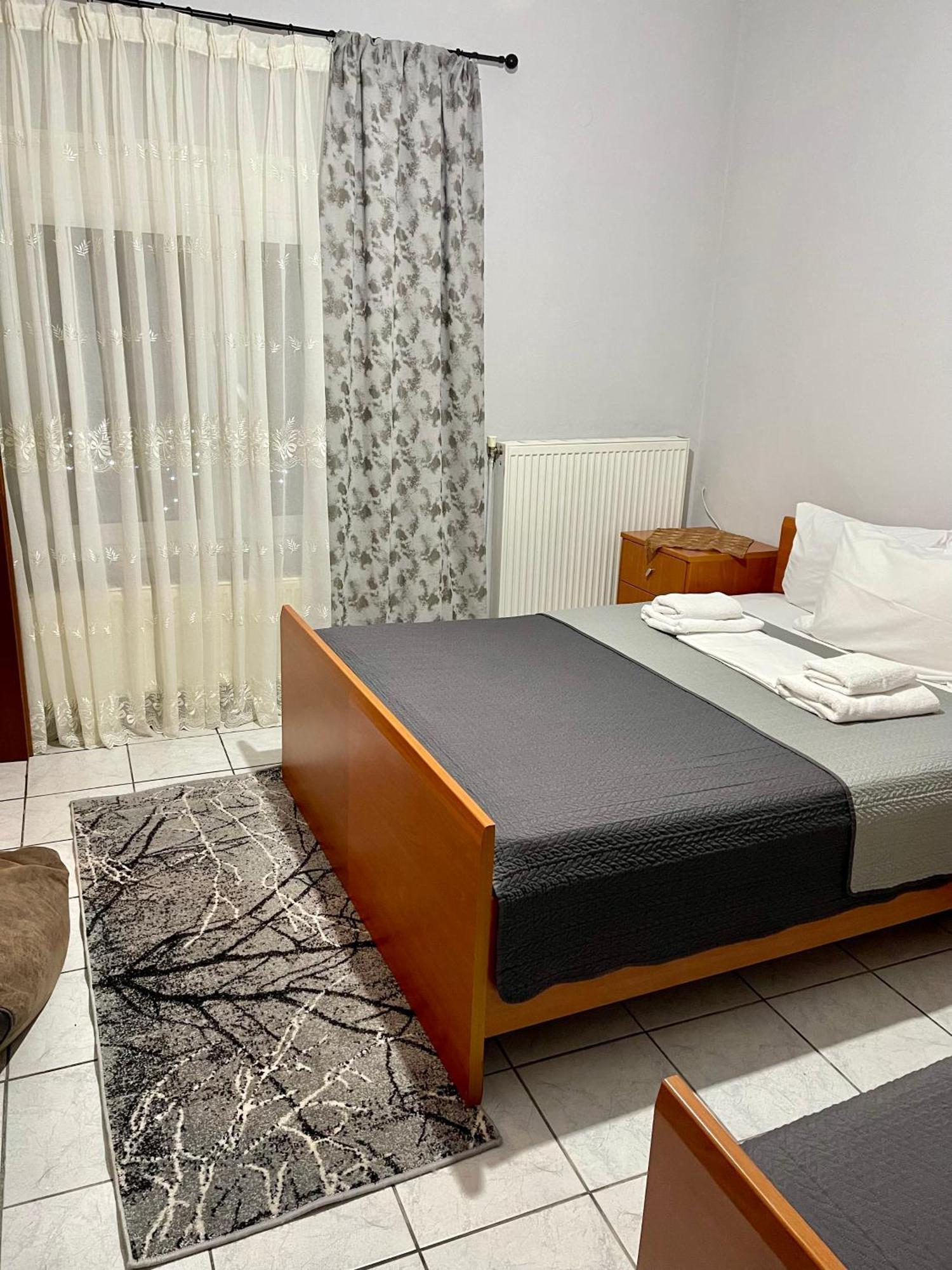 Guesthouse Tsoka Órma Екстериор снимка