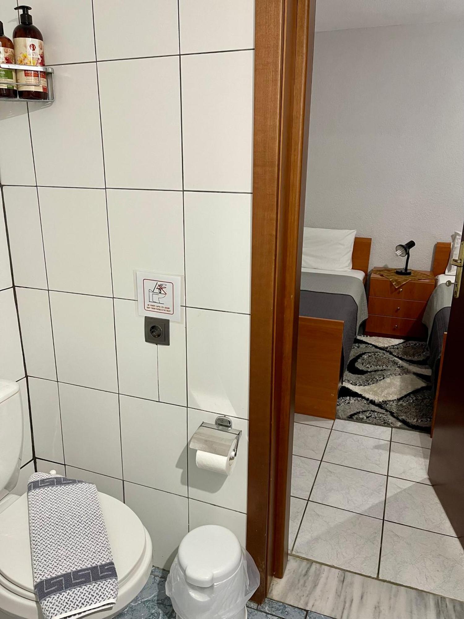 Guesthouse Tsoka Órma Екстериор снимка